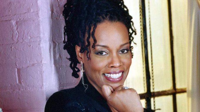 Dianne Reeves